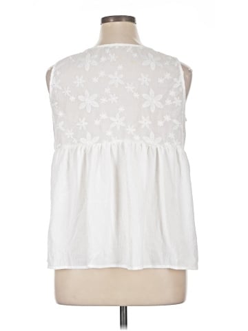 Shein Sleeveless Blouse (view 2)