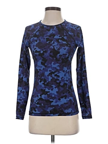 Athleta Long Sleeve T-Shirt (view 1)