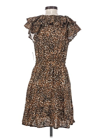 Old Navy Casual Dress (view 2)