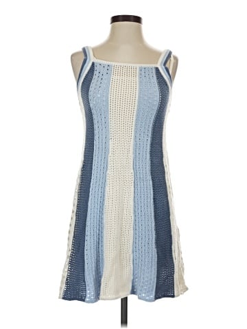Universal Thread Casual Dress (view 1)