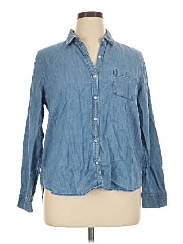 Old Navy Long Sleeve Button-Down Shirt (view 1)