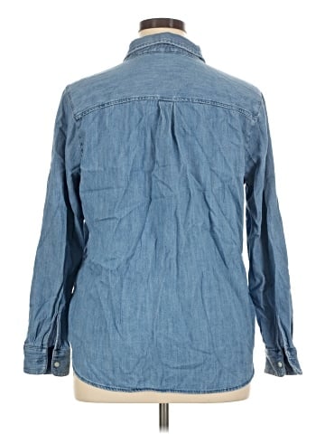 Old Navy Long Sleeve Button-Down Shirt (view 2)