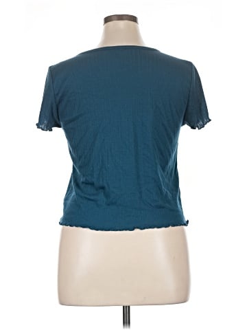 Torrid Short Sleeve Top (view 2)