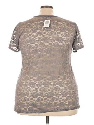 Torrid Short Sleeve Top (view 2)