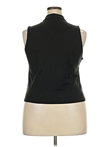Fashion Nova Sleeveless Top (view 2)
