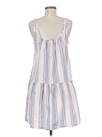 Old Navy Casual Dress (view 2)