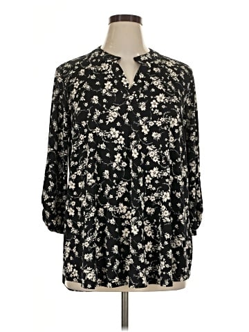 Dear Scarlett 3/4 Sleeve Blouse (view 1)