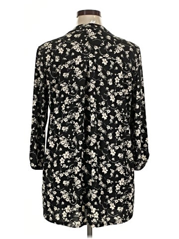 Dear Scarlett 3/4 Sleeve Blouse (view 2)