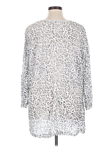 Jane and Delancey Long Sleeve Henley (view 2)