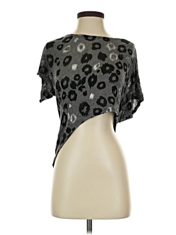 Julie's Closet Short Sleeve Top (view 1)