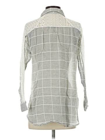 En Creme 3/4 Sleeve Button-Down Shirt (view 2)