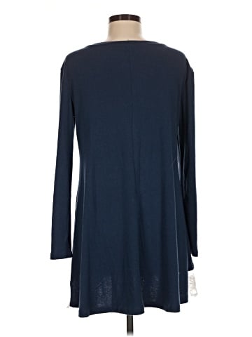 Unbranded 3/4 Sleeve T-Shirt (view 2)