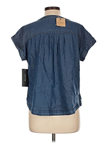 Blu Pepper Short Sleeve Blouse (view 2)