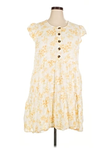 American Eagle Outfitters Casual Dress (view 1)