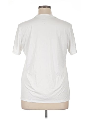 Nike Short Sleeve T-Shirt (view 2)