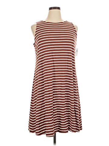 Old Navy Casual Dress (view 1)