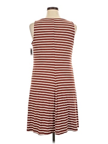 Old Navy Casual Dress (view 2)