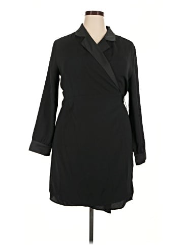 UNTUCKit Kimono (view 1)