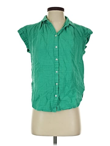 Gap Sleeveless Button-Down Shirt (view 1)