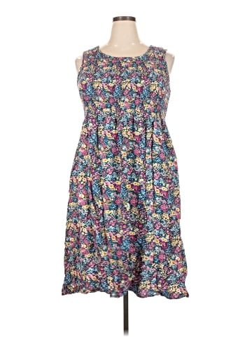 Croft & Barrow Casual Dress (view 1)