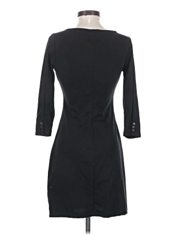 Old Navy Casual Dress (view 2)