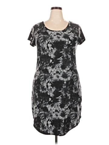 No Boundaries Casual Dress (view 1)
