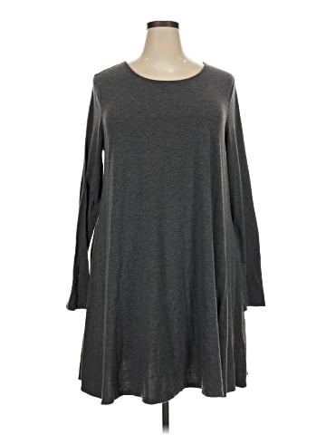 Old Navy Casual Dress (view 1)