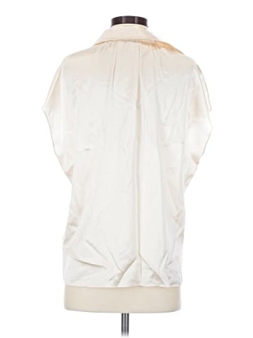 Vince. Sleeveless Silk Top (view 2)