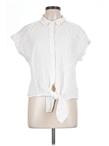 TWO by Vince Camuto Short Sleeve Blouse (view 1)
