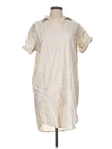 Saks Fifth Avenue Casual Dress (view 1)