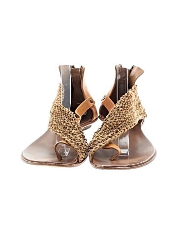 Cydwoq Sandals (view 2)