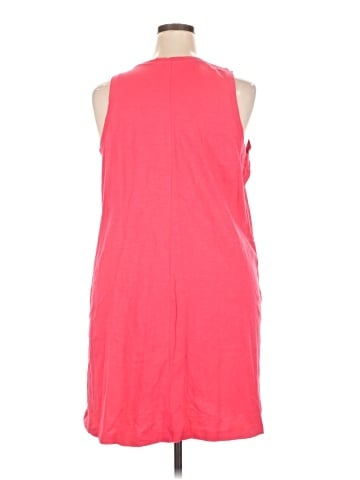 Old Navy Casual Dress (view 2)