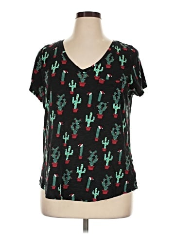 Torrid Short Sleeve T-Shirt (view 1)