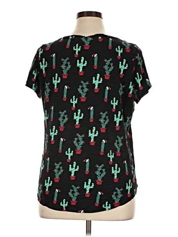 Torrid Short Sleeve T-Shirt (view 2)