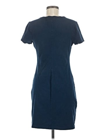 Old Navy Casual Dress (view 2)