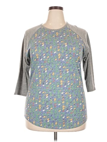 Lularoe 3/4 Sleeve T-Shirt (view 1)