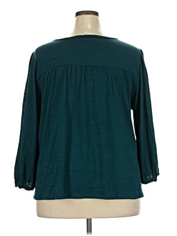 Max Studio 3/4 Sleeve T-Shirt (view 2)