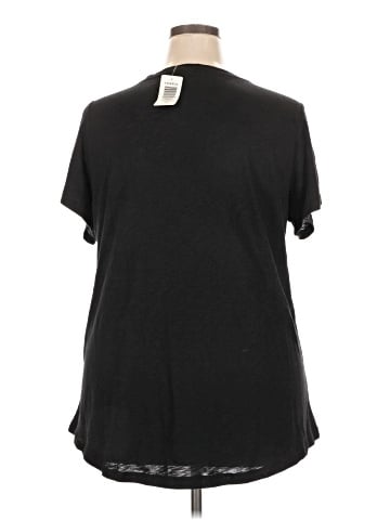 Torrid Short Sleeve T-Shirt (view 2)