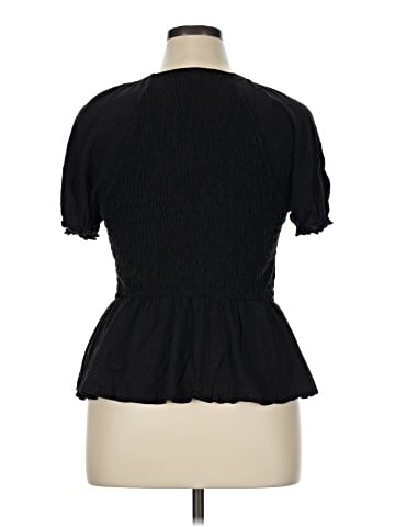 Torrid Short Sleeve Top (view 2)