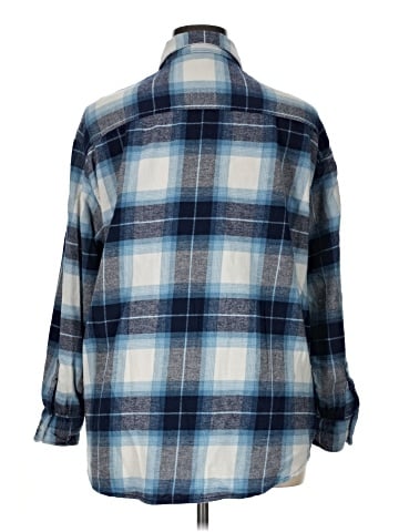 Old Navy Long Sleeve Button-Down Shirt (view 2)