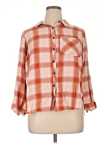 Terra & Sky 3/4 Sleeve Button-Down Shirt (view 1)