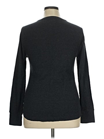 Old Navy Long Sleeve T-Shirt (view 2)