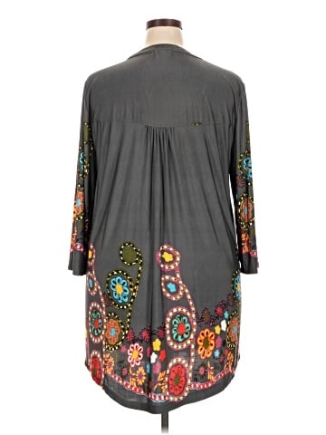 Reborn 3/4 Sleeve Henley (view 2)