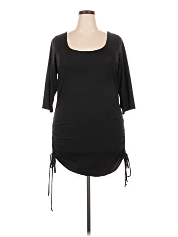 Torrid 3/4 Sleeve Top (view 1)