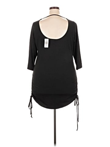 Torrid 3/4 Sleeve Top (view 2)