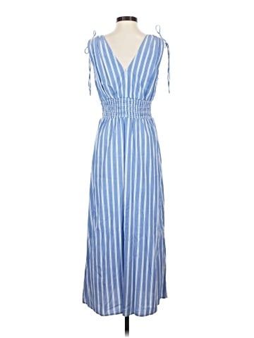 Old Navy Casual Dress (view 2)