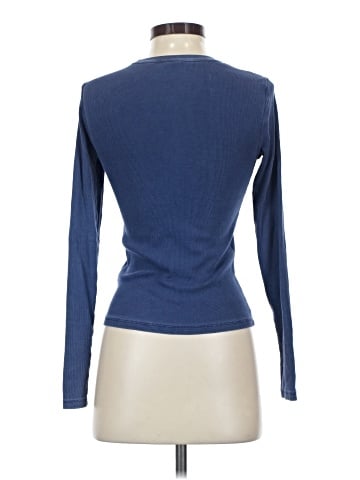 Aritzia Long Sleeve T-Shirt (view 2)