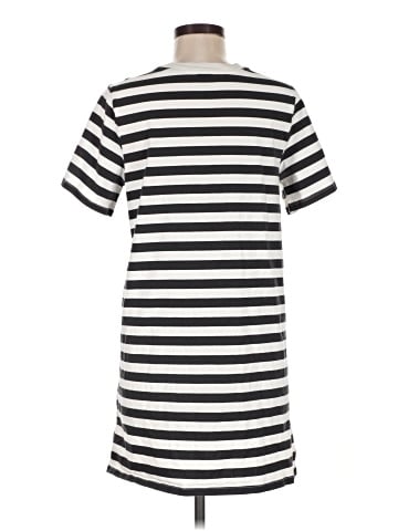 Old Navy Casual Dress (view 2)
