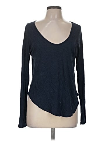 Vince. Long Sleeve T-Shirt (view 1)