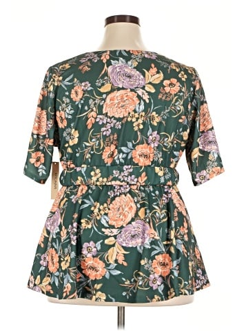 Kiyonna Short Sleeve Blouse (view 2)